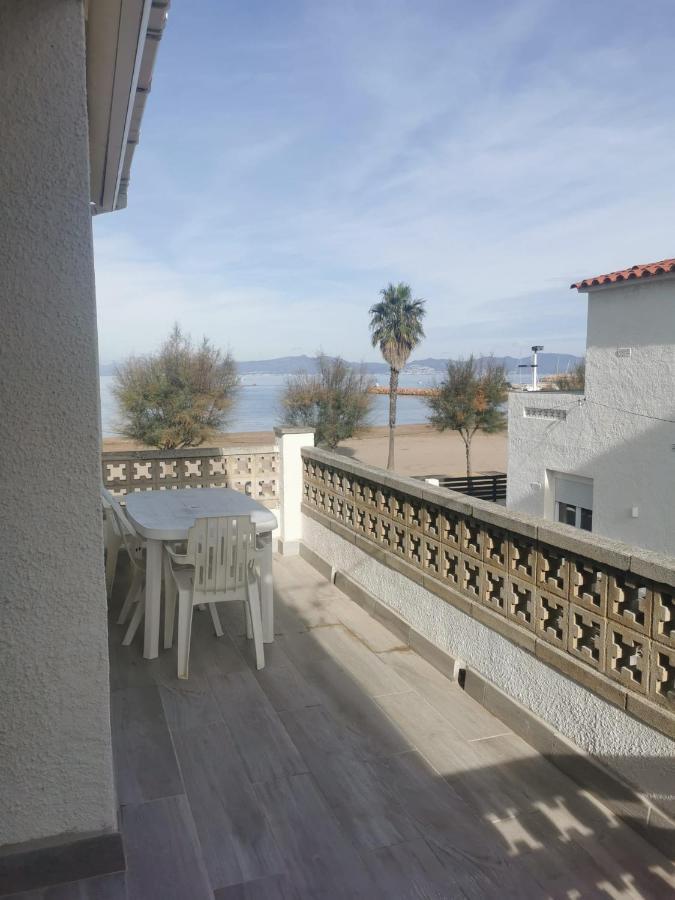 Apartamento En La Playa. Free Parking. Free Wifi Л'Аскала Екстер'єр фото